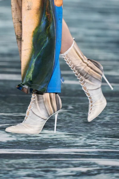 Look 186